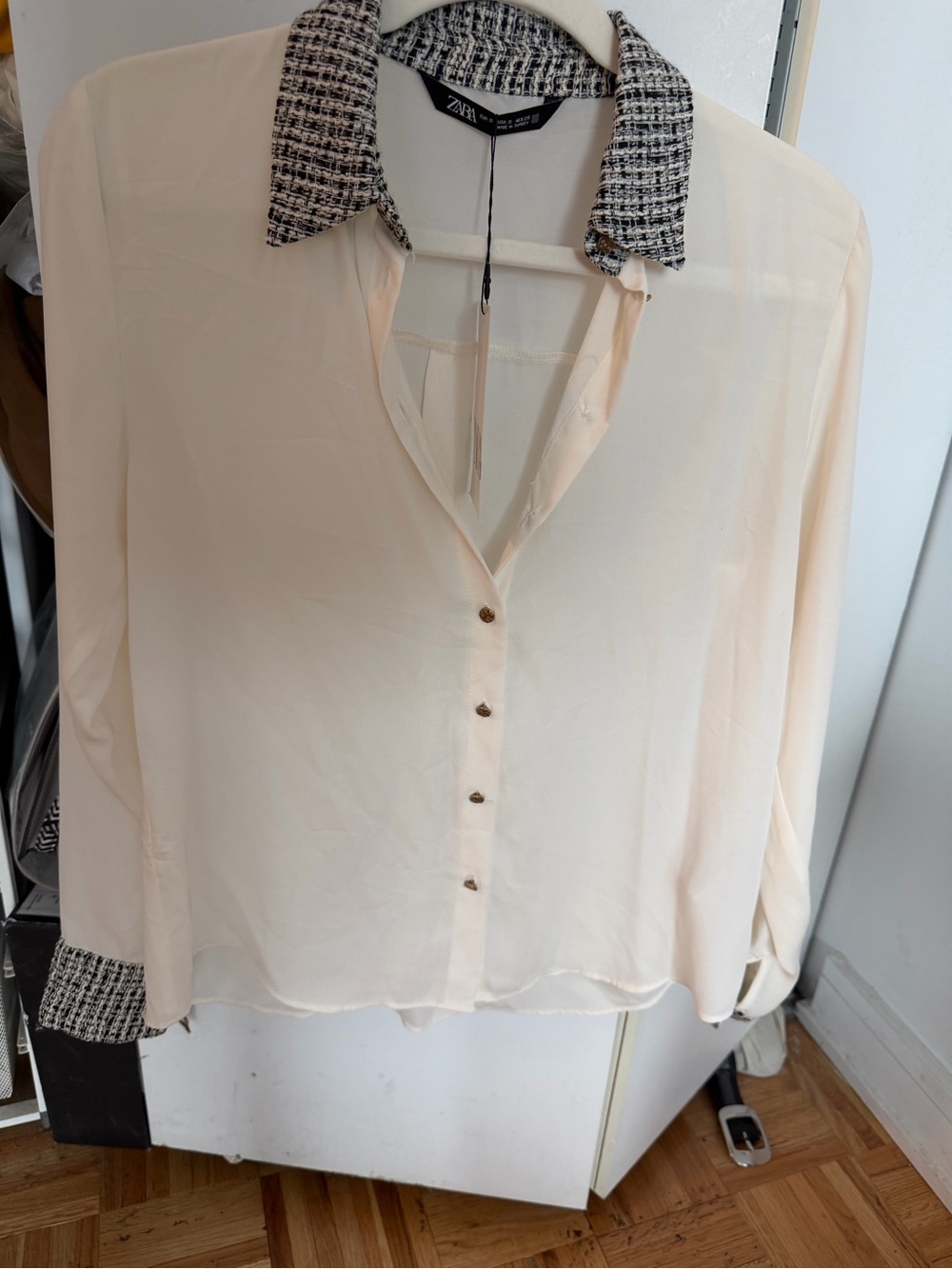 Zara Cream Button-Down Blouse with Tweed Collar & Cuff Accents nwt